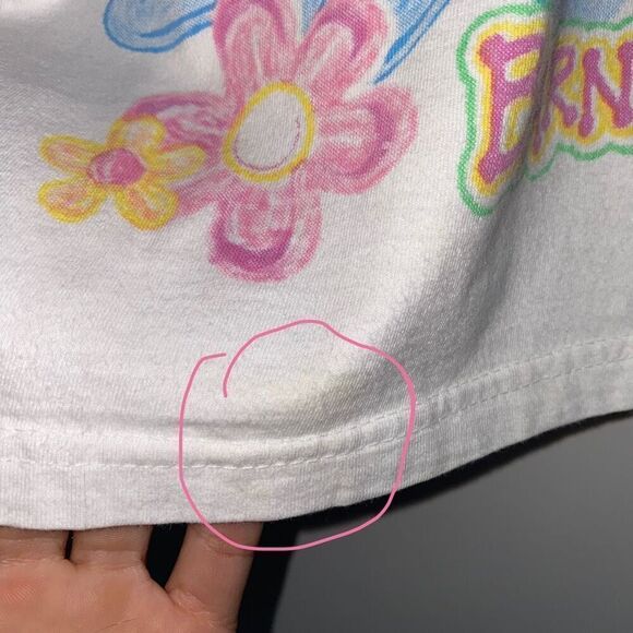 Vintage Barney & Florals Graphic T-Shirt - Picture 6 of 7